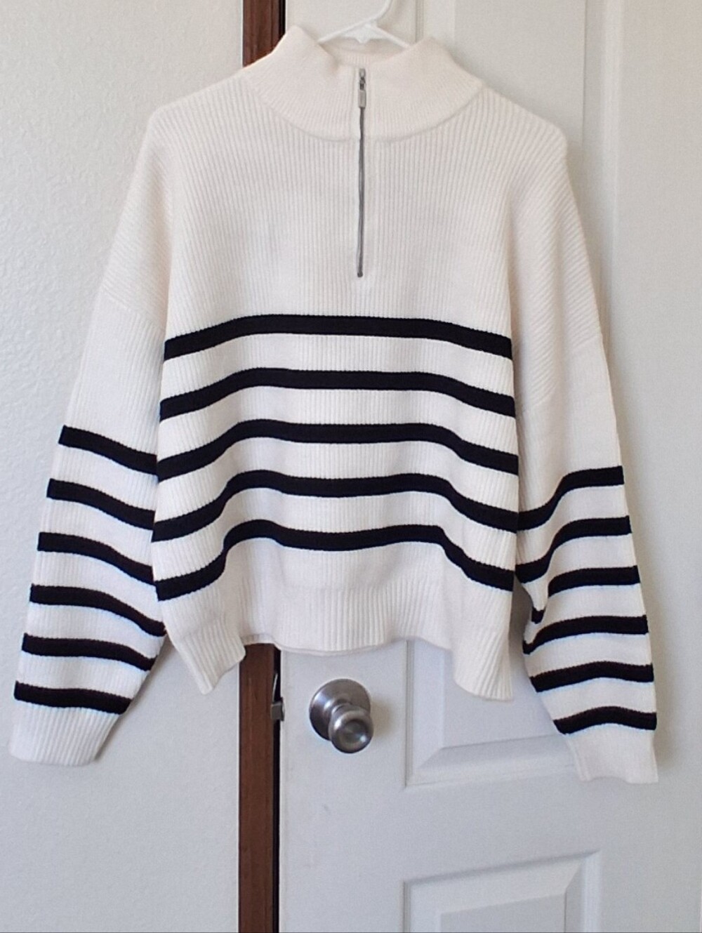 Elie Tahari Ivory Striped Black Sweater Half Zip Quiet Luxury Pullover Ribbed XL